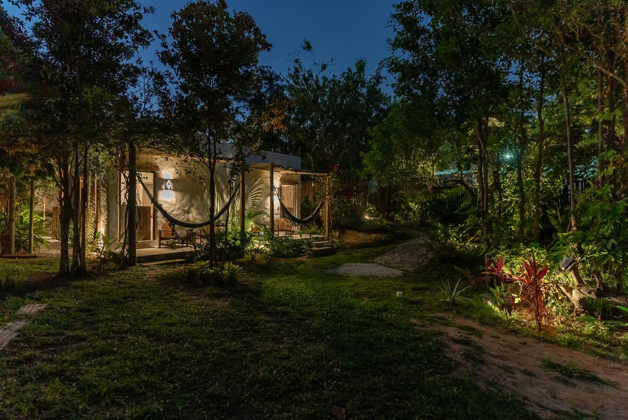 Suites Casa Kamayura Транкозу Экстерьер фото